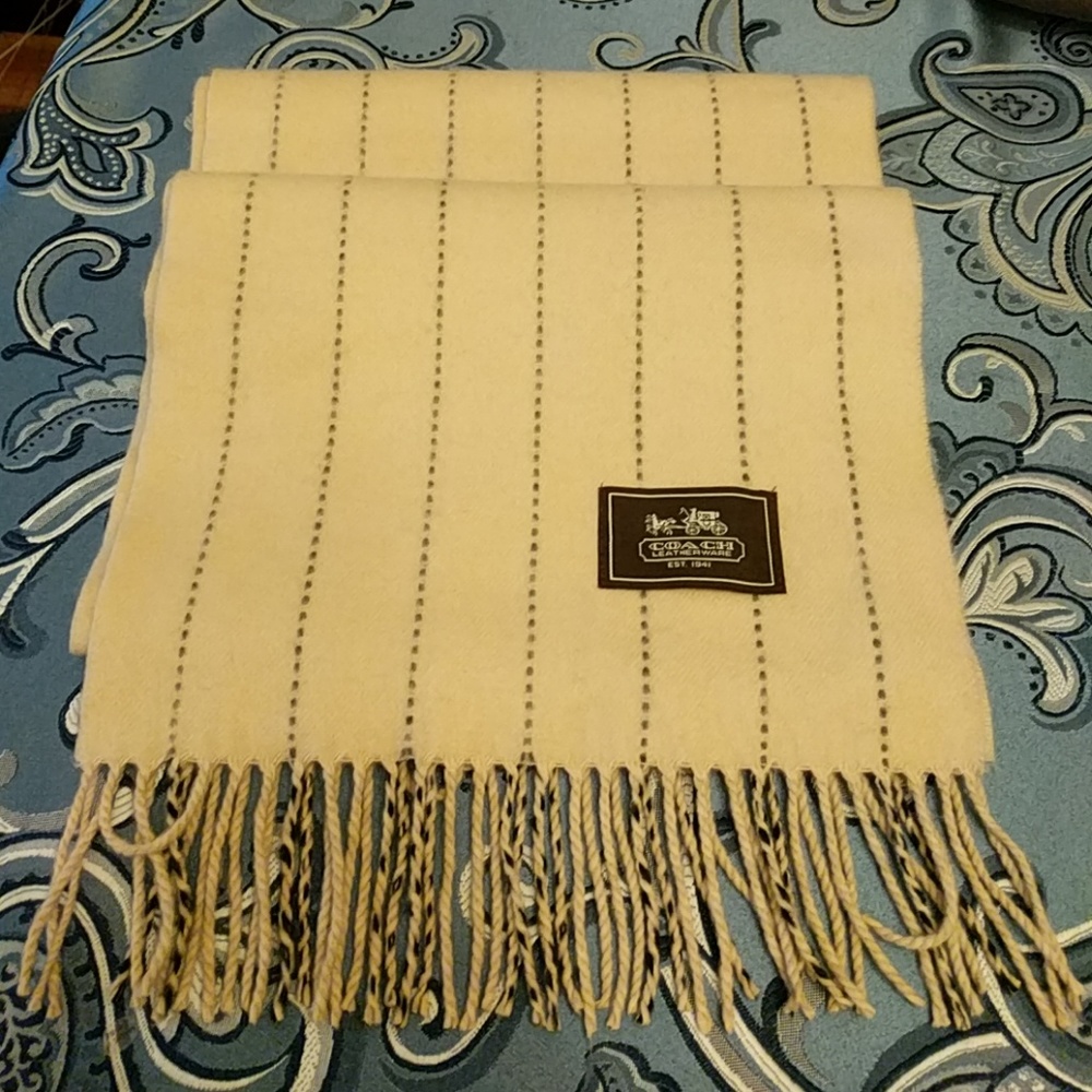 Coach creme scarf